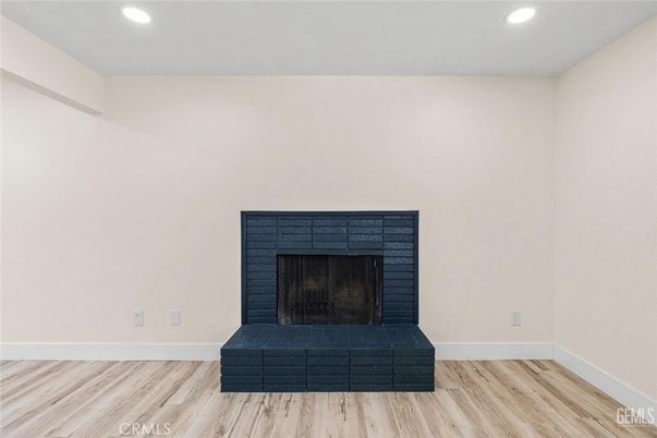 Fireplace, Interior, Recessed Lighting, Wood Texture Flooring