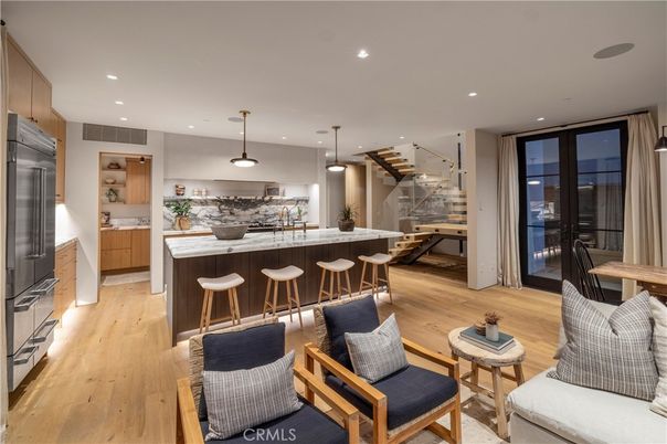 Interior, Kitchen, Pendant Lights, Recessed Lighting, Wood Texture Flooring