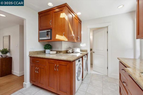 Interior, Recessed Lighting, Washer