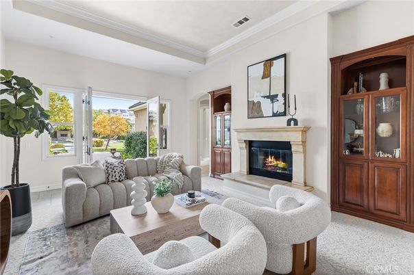 Fireplace, Interior, Living room