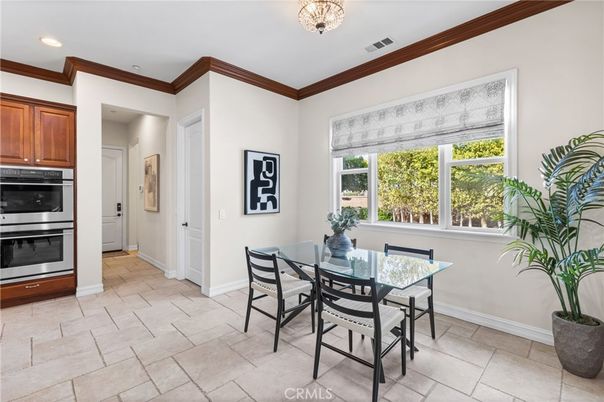 Dining room, Interior, Kitchen, Recessed Lighting, Stainless Steel Appliances