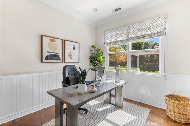 Home Office, Interior, Recessed Lighting, Wood Texture Flooring