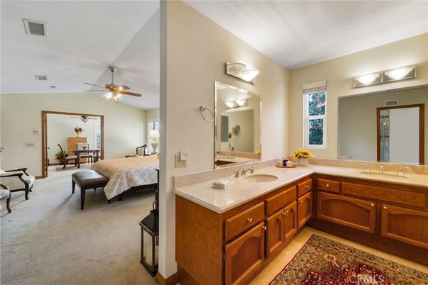 Bathroom, Bedroom, Dual Sink Vanities, Interior