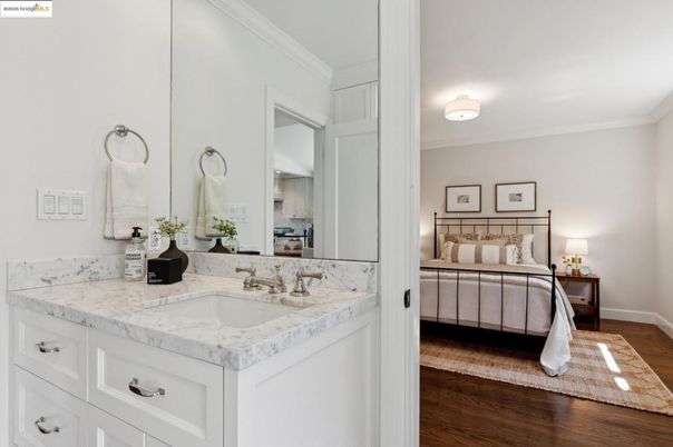 Bathroom, Bedroom, Dual Sink Vanities, Interior, Wood Texture Flooring