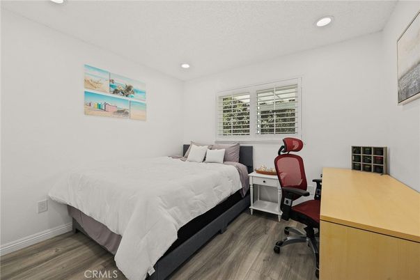 Bedroom, Home Office, Interior, Recessed Lighting, Wood Texture Flooring