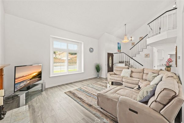 Chandelier, Interior, Living room, Pendant Lights, Wood Texture Flooring