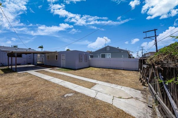 Backyard, Exterior