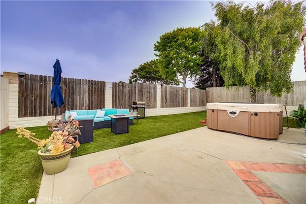 Backyard, Exterior, Hot Tub