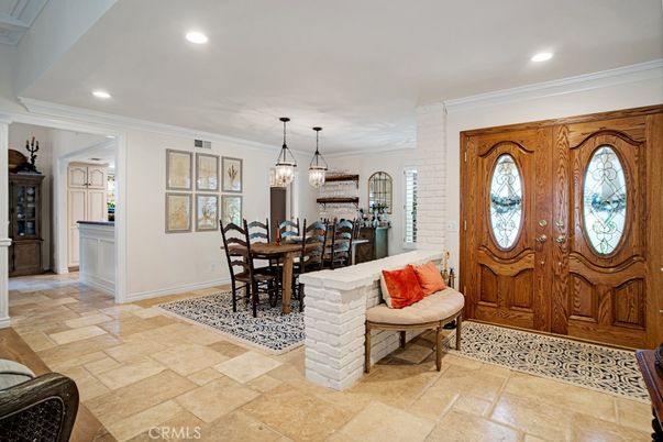 Dining room, Interior, Pendant Lights, Recessed Lighting