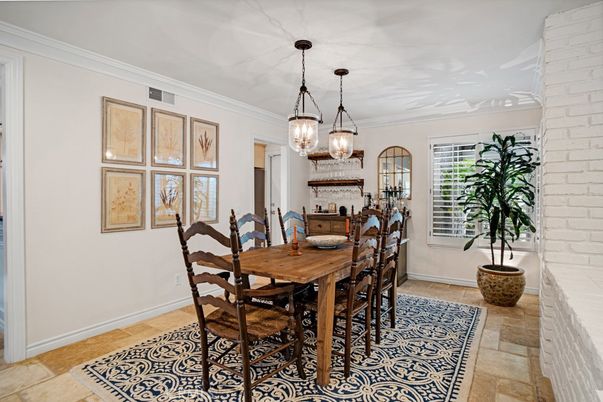 Dining room, Interior, Pendant Lights