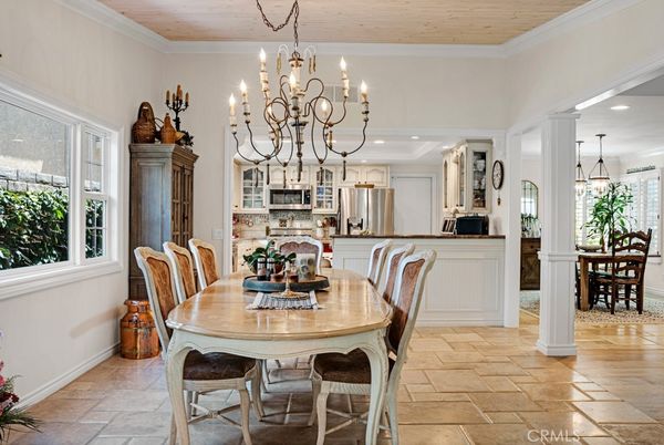 Chandelier, Dining room, Interior, Kitchen, Recessed Lighting, Stainless Steel Appliances, Wooden Ceilings