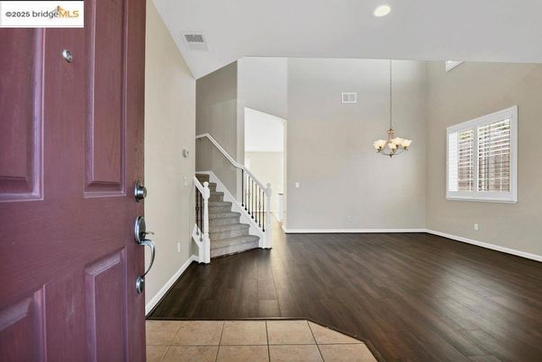 Chandelier, Empty room, Interior, Recessed Lighting, Wood Texture Flooring