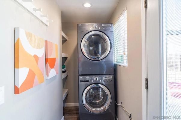 Interior, Recessed Lighting, Utility Closets, Washer