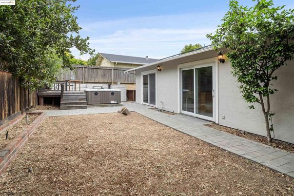 Backyard, Exterior, Hot Tub