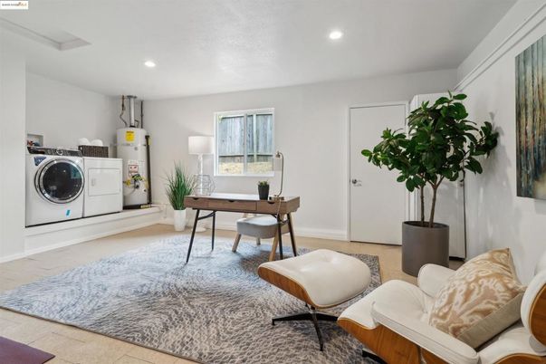 Home Office, Interior, Recessed Lighting, Washer, Wood Texture Flooring