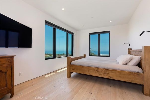 Bedroom, Interior, Recessed Lighting, Water, Wood Texture Flooring