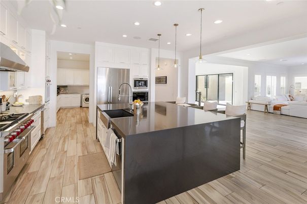 Interior, Kitchen, Living room, Pendant Lights, Recessed Lighting, Stainless Steel Appliances, Wood Texture Flooring