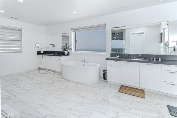 Bathroom, Dual Sink Vanities, Free Standing Baths, Interior, Marble, Recessed Lighting