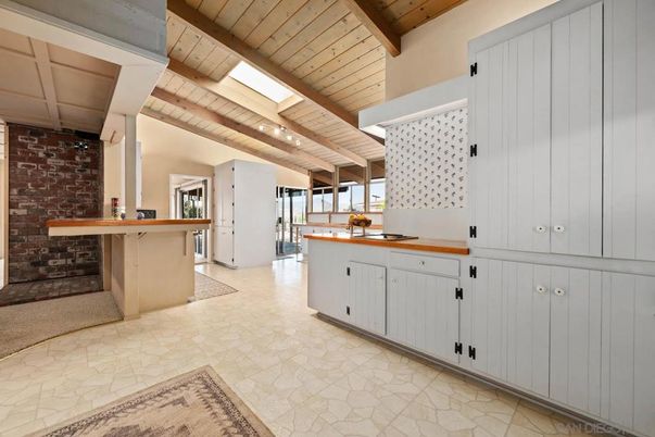 Interior, Kitchen, Stone Walls, Wooden Beams, Wooden Ceilings