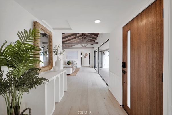 Interior, Recessed Lighting, Wooden Beams, Wood Texture Flooring