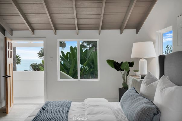 Bedroom, Interior, Water, Wooden Beams, Wooden Ceilings
