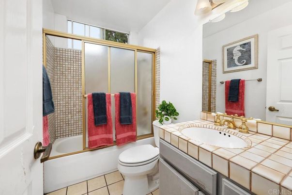 Bathroom, Interior, Tile Countertops