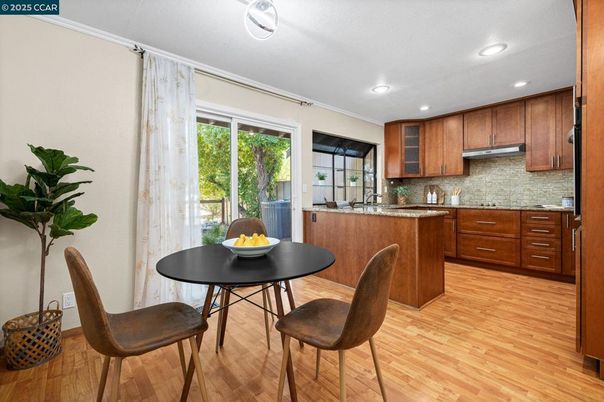 Dining room, Interior, Kitchen, Recessed Lighting, Wood Texture Flooring