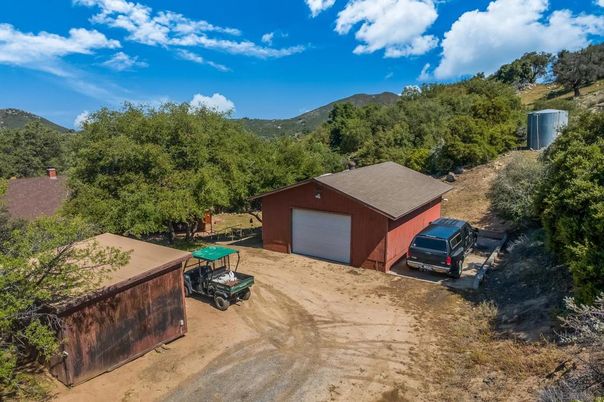 Backyard, Detached Garage, Exterior