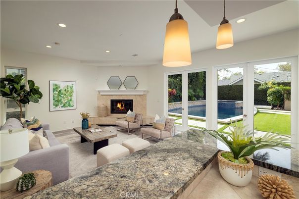Fireplace, Interior, Living room, Pendant Lights, Recessed Lighting, Wood Texture Flooring