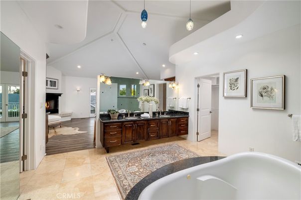 Bathroom, Dual Sink Vanities, Free Standing Baths, Interior, Pendant Lights, Recessed Lighting