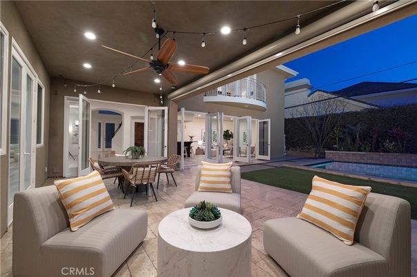 Exterior, Recessed Lighting