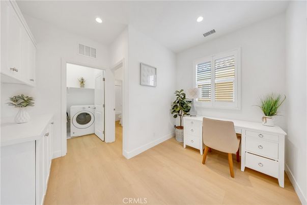 Home Office, Interior, Recessed Lighting, Utility Closets, Washer, Wood Texture Flooring