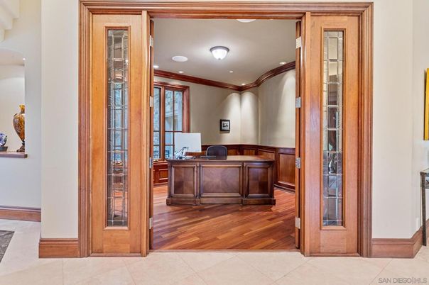 Home Office, Interior, Recessed Lighting, Wood Texture Flooring