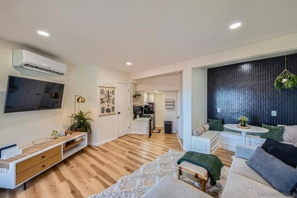 Interior, Kitchen, Living room, Recessed Lighting, Wood Texture Flooring