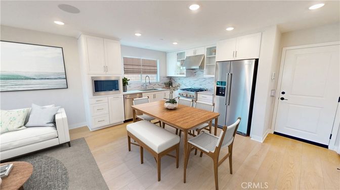 Dining room, Interior, Kitchen, Recessed Lighting, Stainless Steel Appliances, Wood Texture Flooring