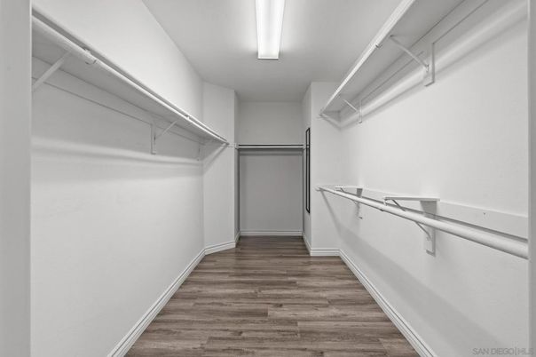 Interior, Walk-in Closets, Wood Texture Flooring