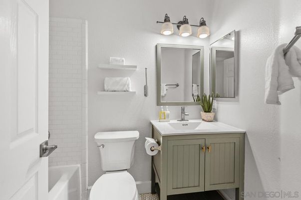 Bathroom, Interior