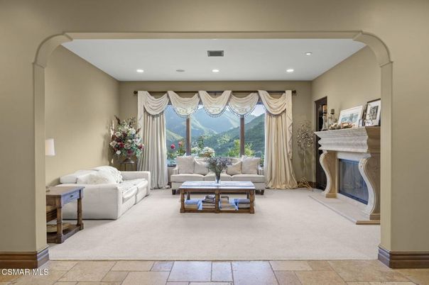 Fireplace, Interior, Living room, Recessed Lighting