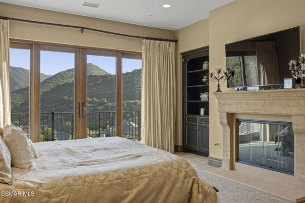 Bedroom, Fireplace, Interior, Recessed Lighting