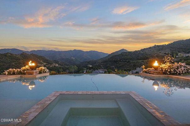 Exterior, Pool, Other