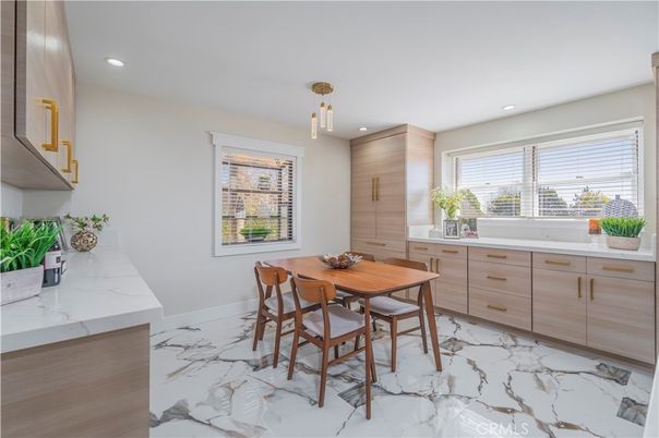 Dining room, Interior, Marble, Pendant Lights, Recessed Lighting
