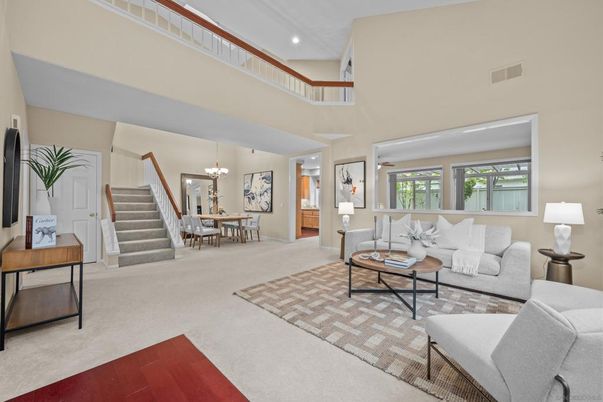 Chandelier, Dining room, Interior, Living room, Recessed Lighting
