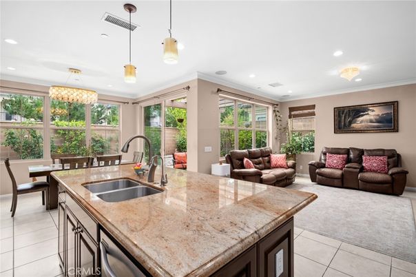 Chandelier, Dining room, Interior, Kitchen, Living room, Pendant Lights, Recessed Lighting