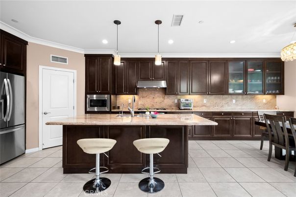 Interior, Kitchen, Pendant Lights, Recessed Lighting, Stainless Steel Appliances