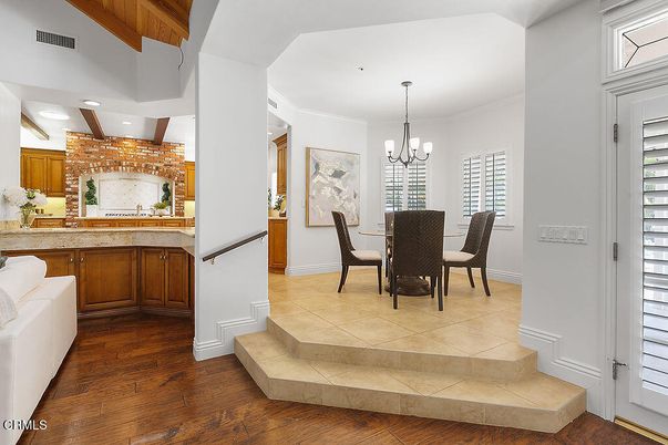 Chandelier, Dining room, Interior, Recessed Lighting, Wood Texture Flooring