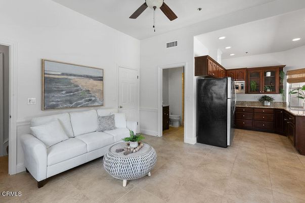 Interior, Kitchen, Living room, Recessed Lighting, Stainless Steel Appliances