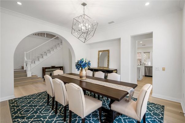 Chandelier, Dining room, Interior, Pendant Lights, Recessed Lighting, Wood Texture Flooring