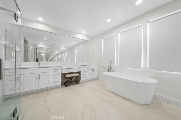 Bathroom, Dual Sink Vanities, Free Standing Baths, Glass Shower, Interior, Marble, Recessed Lighting