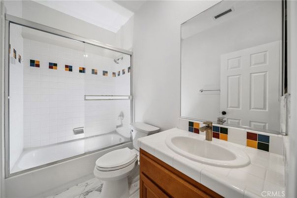Bathroom, Interior, Marble, Tile Countertops
