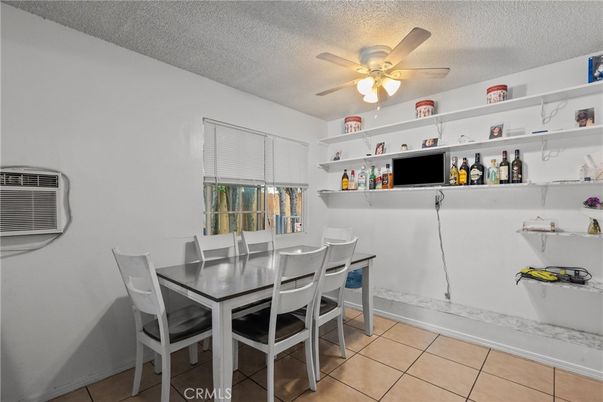 Dining room, Interior